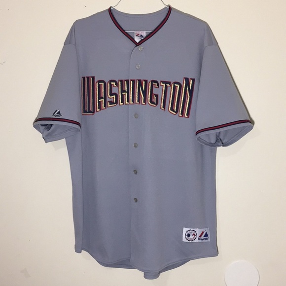 vintage washington nationals shirt